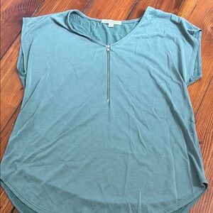 Green Envelope Asymmetrical Cap Sleeve Blouse in Green and Blue